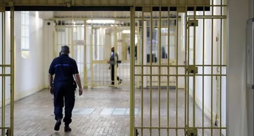 Un évadé belge envoie une carte postale de Thaïlande à son ancienne...