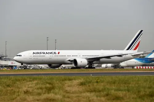 Coronavirus : Air France-KLM prévoit de réduire son offre de « 70 à...