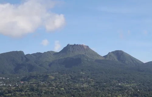 L’activité volcanique de la Soufrière révèle 275 séismes en avril