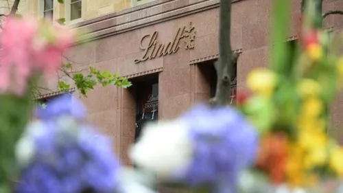 Il pleut du chocolat dans une usine Lindt en Suisse