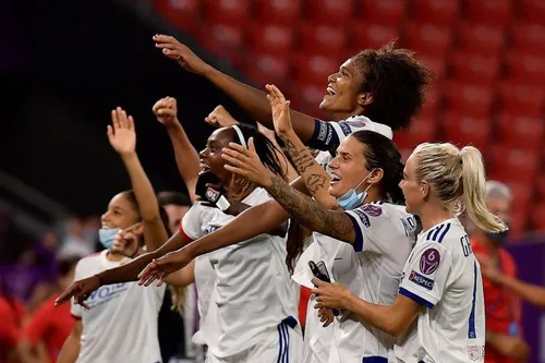 La Martiniquaise Wendie Renard propulse Lyon en finale de la Ligue...