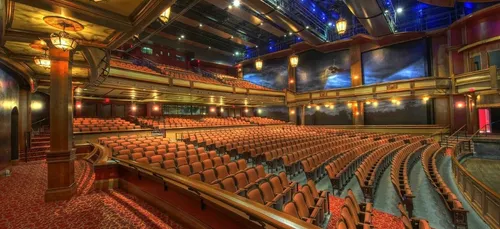 Culture : Pas de réouverture des théâtres, cinémas et musées le...