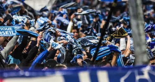 [ SPORT ] Football: l'OM se hisse à la 2ème place du classement de...