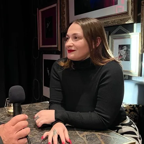 Sensuelle et Sauvage, elle s’appelle DOH et sort son premier single...