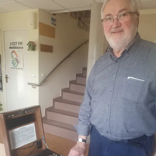 Premier salon La Main, la Terre et la Mémoire au Musée Mémorial...