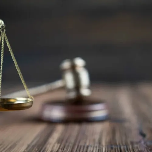 Meurtre de Lola : Dahbia Benkired condamnée à la réclusion...