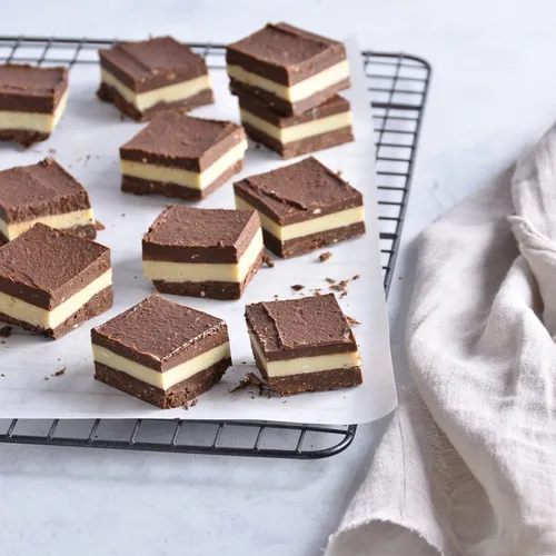 Carrés de chocolat et crème vanille