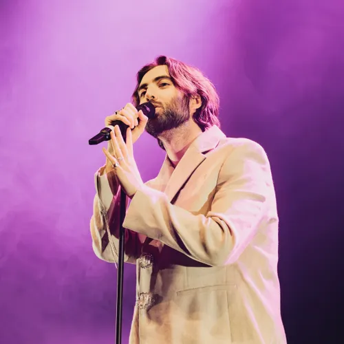 ADEN FOYER - Champagne FM LIVE - 4 décembre 2023 au Centre des Congrès de Reims