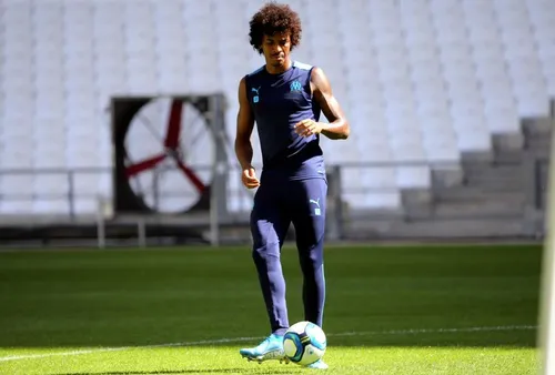 Mercato OM : Fenerbahçe s'accroche pour Luiz Gustavo.