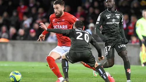 Football / Ligue 1 : deuxième victoire consécutive pour Nîmes, face...