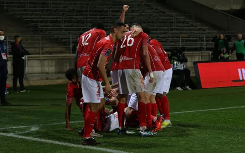 [FOOTBALL]: La très bonne opération du Nimes Olympique hier soir.