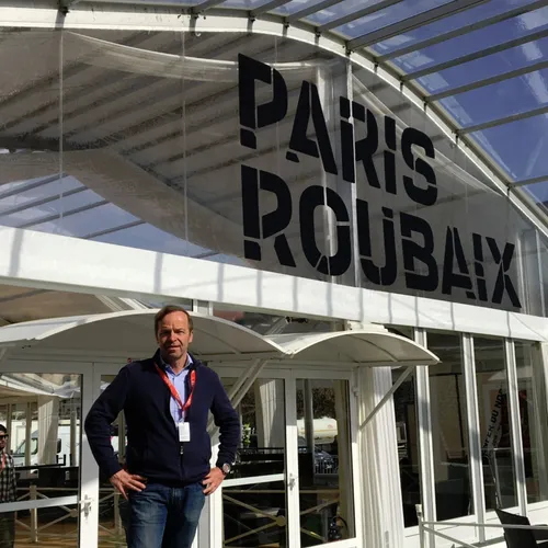 Ils Racontent Leur Tour - Stéphane Loslier