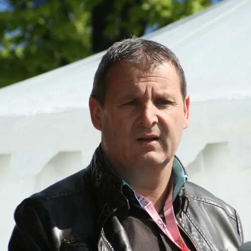 Ils Racontent Leur Tour - Thierry Adam