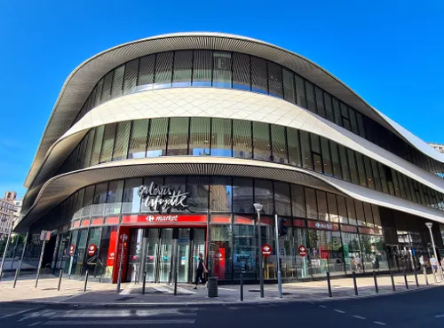 [ Economie ] Départ des Galeries Lafayette : le centre-ville de...