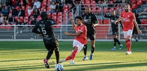 [ FOOT ] Nîmes cale face à Paris 13 Atlético et voit le maintien...