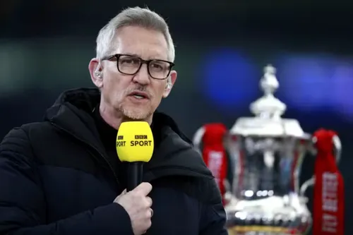 [ FOOTBALL ] Gary Lineker quitte la BBC après avoir relayé une...