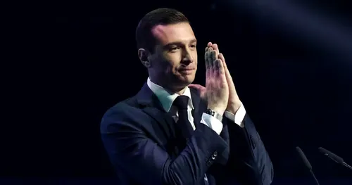 [ POLITIQUE - FRANCE ] Large victoire de Bardella aux Européennes 