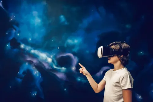 [ SOCIÉTÉ / LOISIRS ]: Un cirque en réalité virtuelle : c'est lancé...