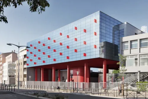 [ Education ] Privation de cours de français à Nîmes : des élèves...