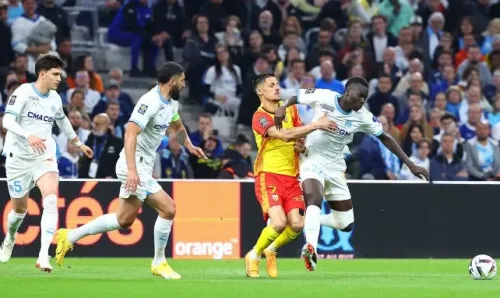 [ SPORT - FOOTBALL ] L'OM ECRASE LENS ET VISE L'EUROPE