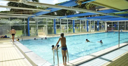 [ SOCIETE ] Nîmes: 3 piscines sur 4 resteront ouvertes pour Noël