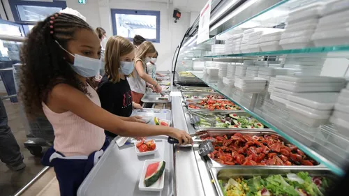 [ SCOLARITE - BEAUCAIRE ] Le porc désormais obligatoire à la cantine 