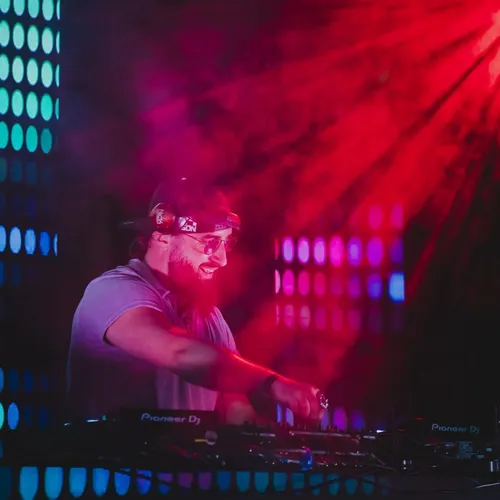 Saucisson, fromage et hardstyle ce week-end à Bailleau-le-Pin