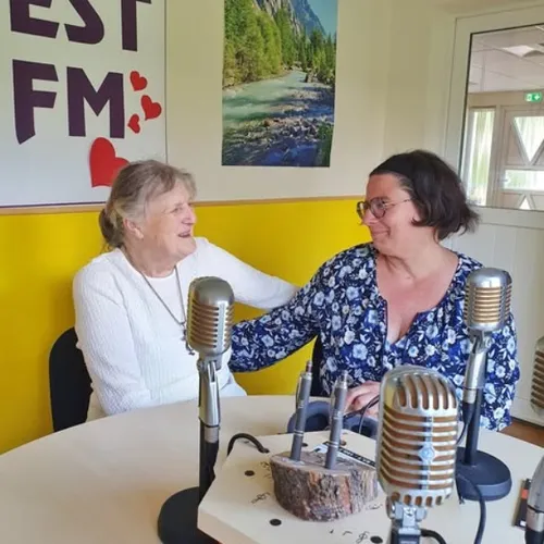 Anne-Céline Desaleux sur EST FM (Musée Lalique Wingen/Moder)