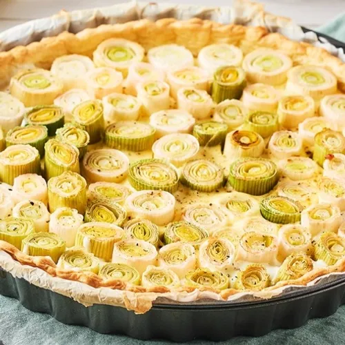 Tarte aux poireaux en roses