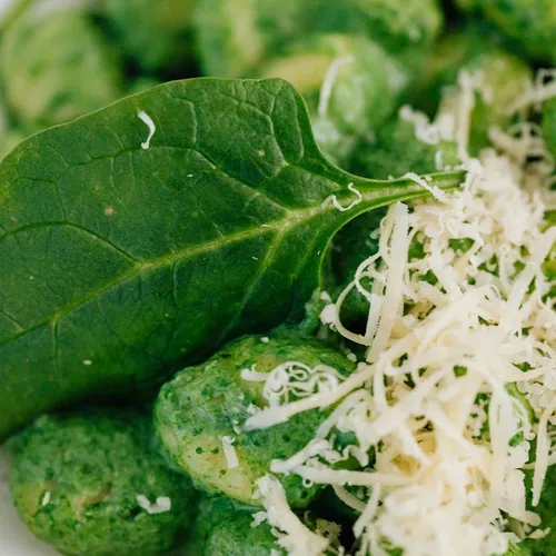 Gnocchi à la sauce au basilic