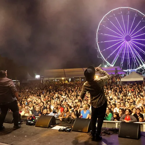 Céphaz et Cyprien sur la scène du Food Trucks Festival 86