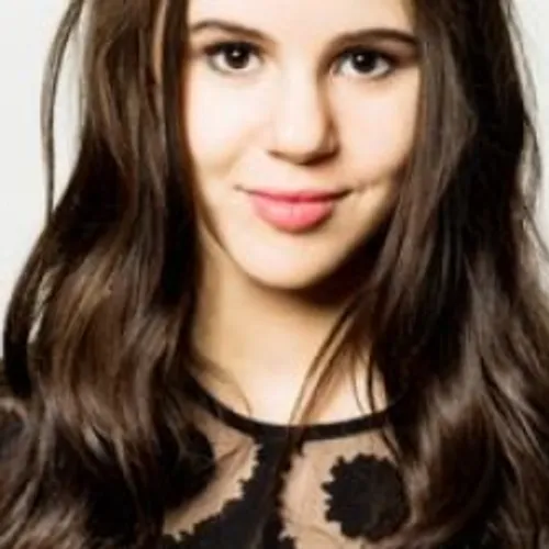 Marina Kaye impatiente d'y être... à Epernay