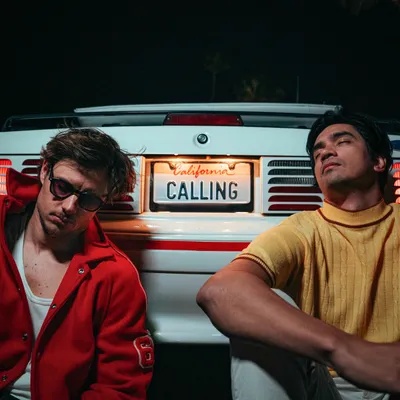 CALIFORNIA CALLING, L’ALBUM DE MOME ET RICKY DUCATI