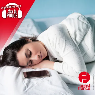 Est-il dangereux de dormir avec son téléphone ?
