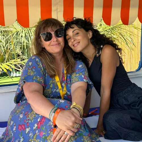 Sur la route des Festivals avec BARBARA PRAVI aux Francofolies