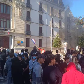 «On est pas ici uniquement pour nous» Le lycée Carnot au centre des...