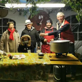 « On vous met au défi de goûter les 18 » : la fête de la soupe...