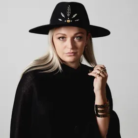 « Hey Bro » : Eloïz sortira son premier album début 2024