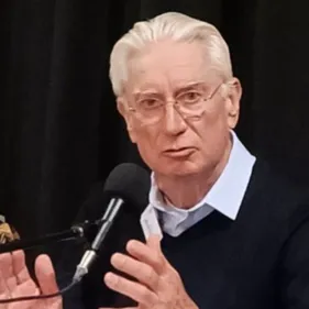 « Faire découvrir la pluralité de la littérature » Daniel Carrasco...