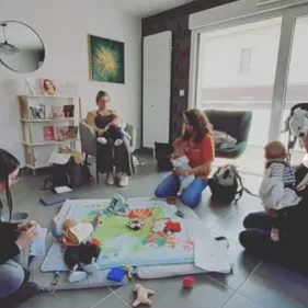 Des réunions pour accompagner les jeunes parents