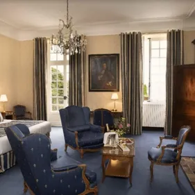 Château de Gilly : une grande braderie avant les rénovations