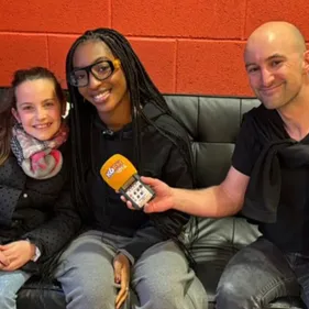 Rencontre avec Ebony de la Star Academy