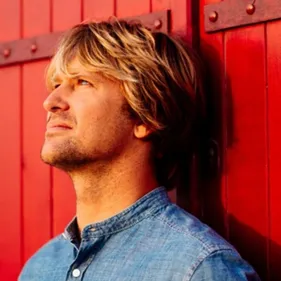 Showcase K6FM : Tom Frager nous parle de sa reprise de « Lady Melody »