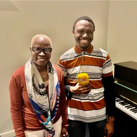 La diva Angélique Kidjo lance un message inspirant