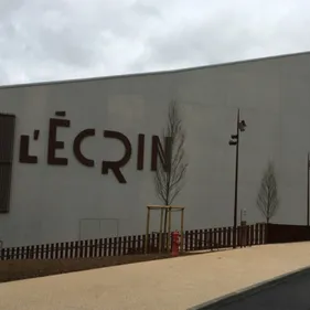 Quels spectacles et concerts prévus à l’Ecrin ?