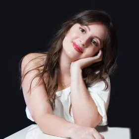 Lucille STAIRS rend un hommage mélodieux avec "SAMI SAMI"