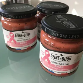 Reine de Dijon reste solidaire pour Octobre rose