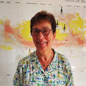 Nocturnes Théâtrales à Nolay avec Claude Chevalier de l’agence de...