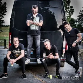 Les Fatals Picards viennent apporter leur bonne humeur à Dijon