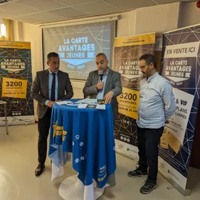 Carte Avantages jeunes : culture, loisirs… plus de 420 offres sur...